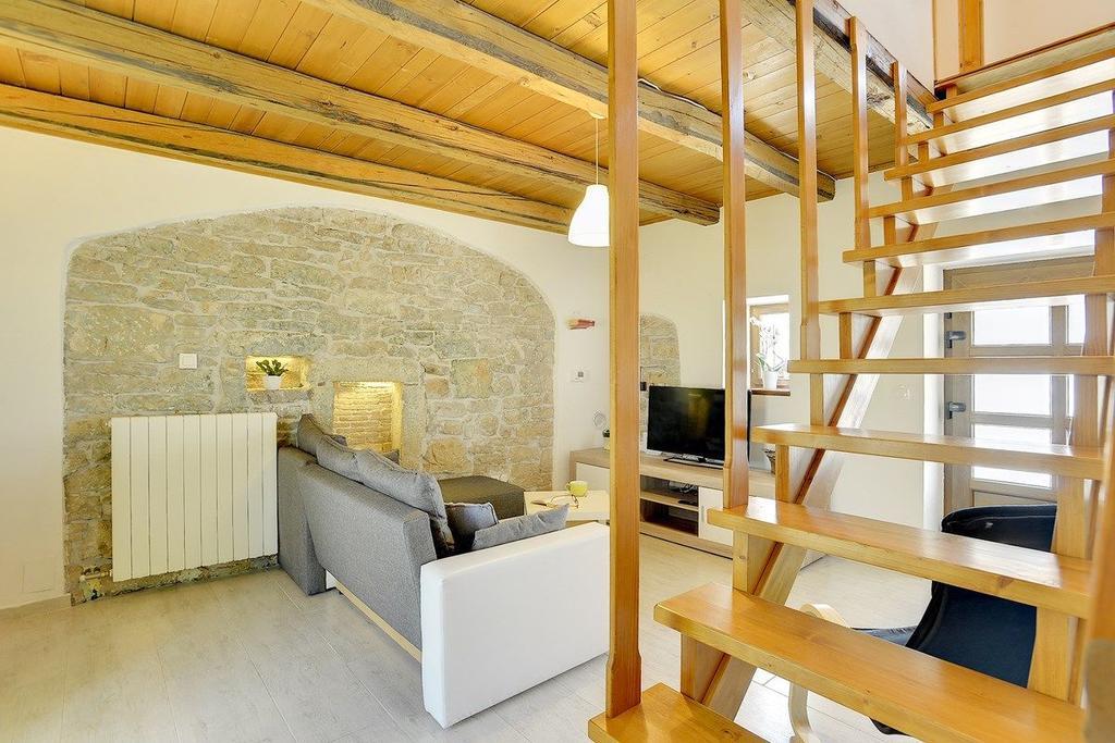 Holiday Home Batelani Barban Dış mekan fotoğraf